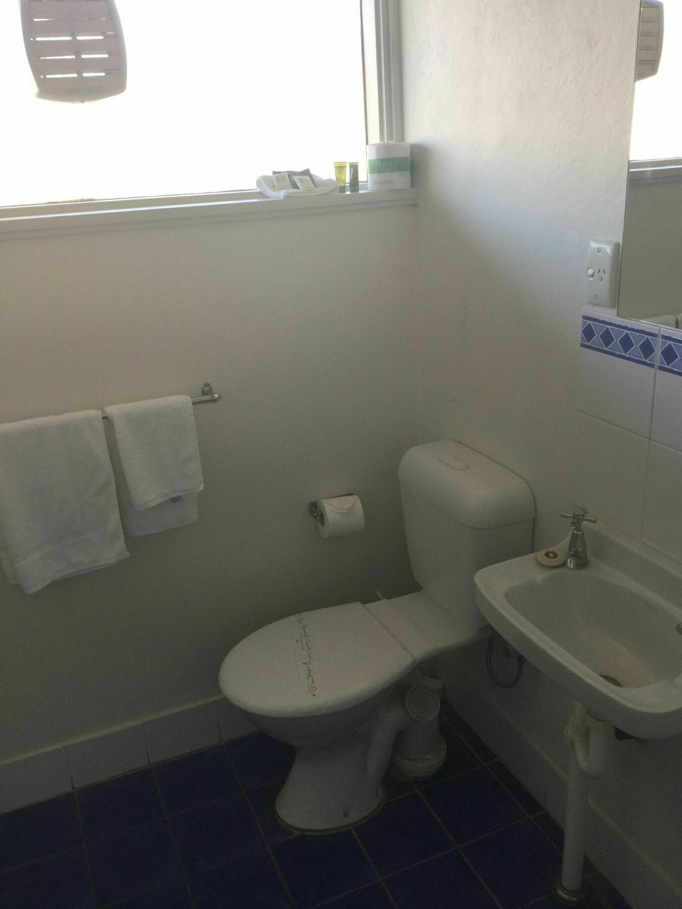 Bathurst Studio Apartments Екстериор снимка