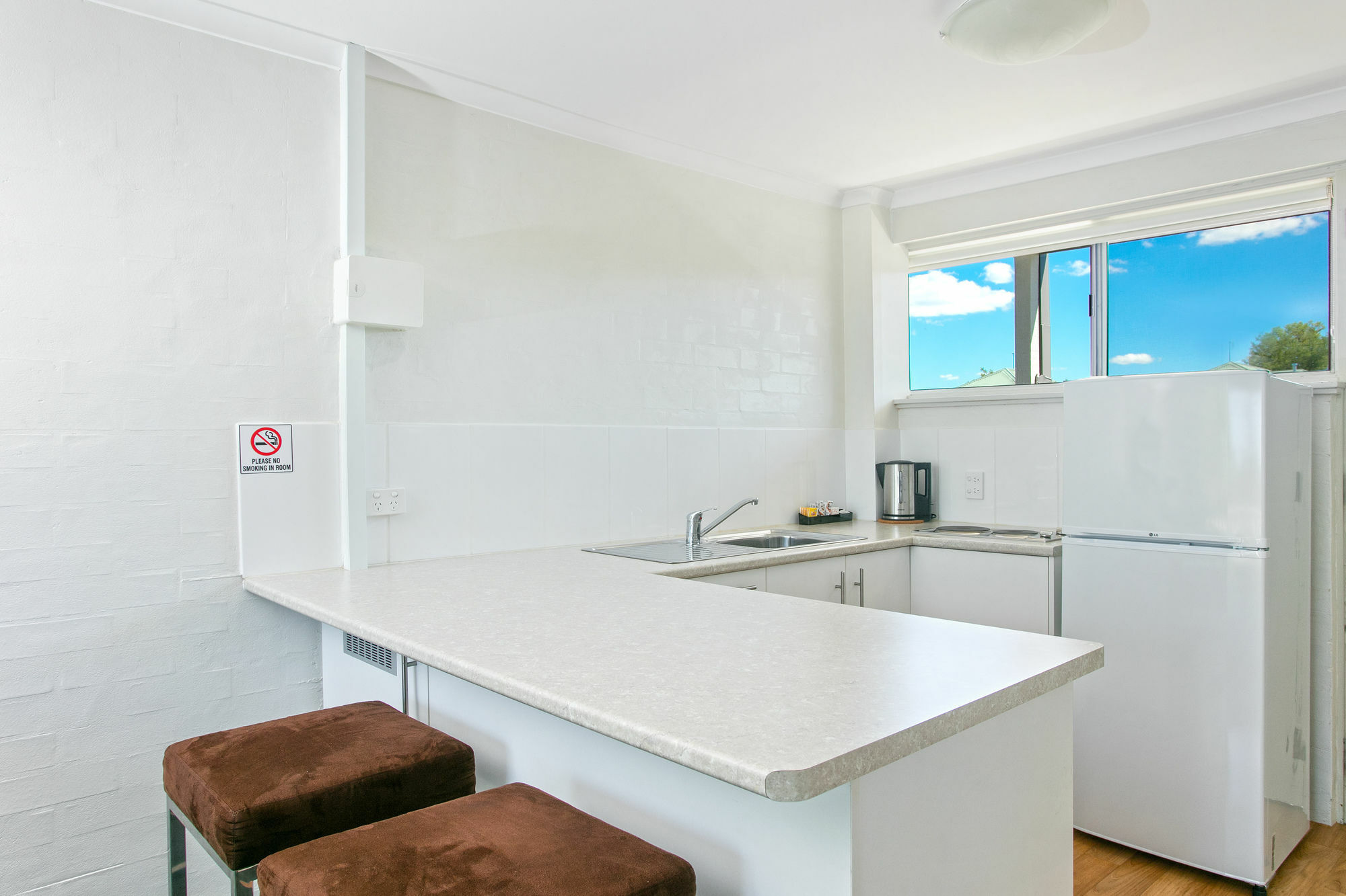 Bathurst Studio Apartments Екстериор снимка