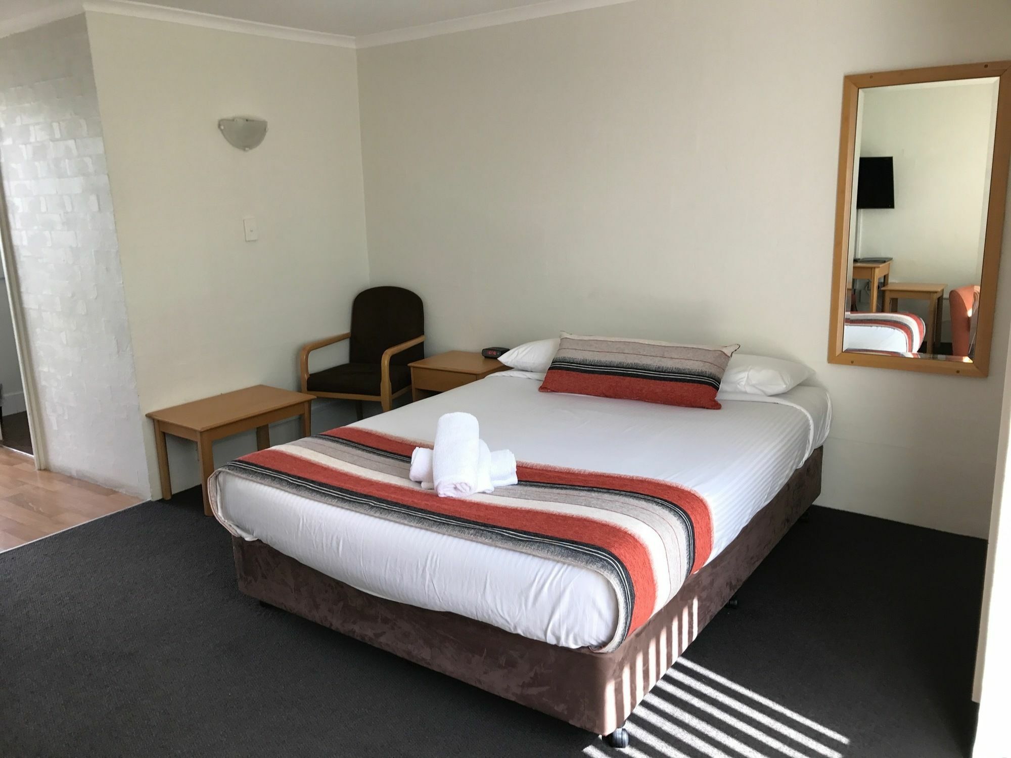 Bathurst Studio Apartments Екстериор снимка